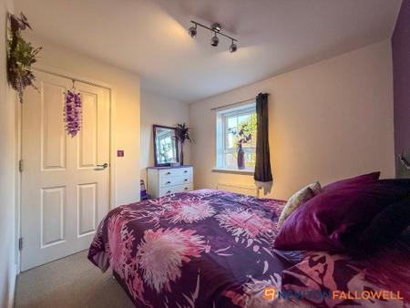 4 bedroom Detached house for sale in Marron Court, Fernwood, NG24