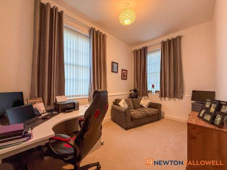 3 bedroom Flat for sale in Warwick Brewery, The Cavalier Building Warwick Brewery, NG24
