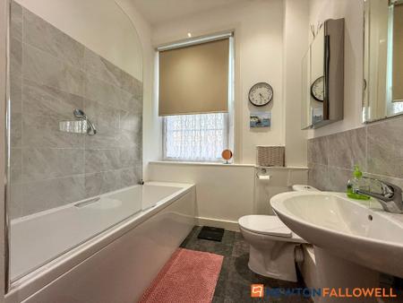 3 bedroom Flat for sale in Warwick Brewery, The Cavalier Building Warwick Brewery, NG24