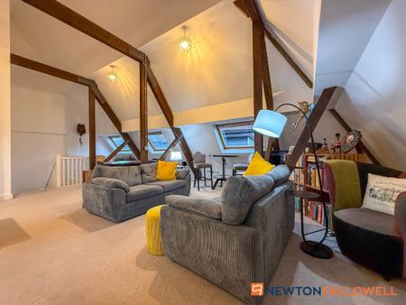 3 bedroom Flat for sale in Warwick Brewery, The Cavalier Building Warwick Brewery, NG24