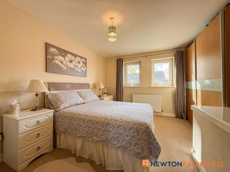 2 bedroom Terraced House for sale in Worthington Road, Balderton, NG24