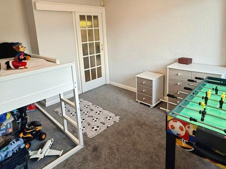 2 bedroom Detached bungalow for sale in Angus Close, Thurnby, Leicester, LE7