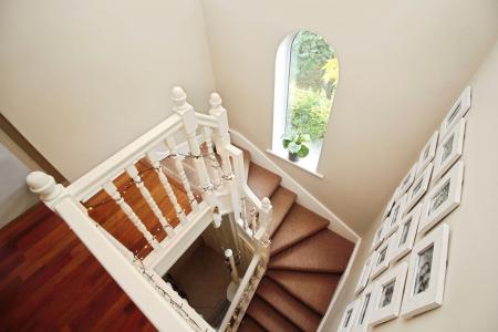 4 bedroom Detached house for sale in Devenports Hill, Bushby, LE7