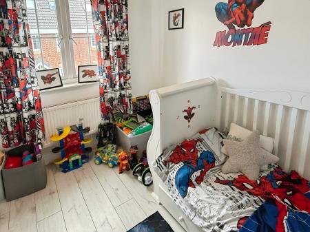 4 bedroom Semi-detached house for sale in Fencote Road, Hamilton, LE5