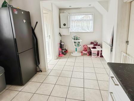 3 bedroom End of terrace house for sale in Flatholme Road, Netherhall, Leicester, LE5