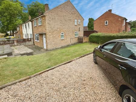 3 bedroom End of terrace house for sale in Flatholme Road, Netherhall, Leicester, LE5