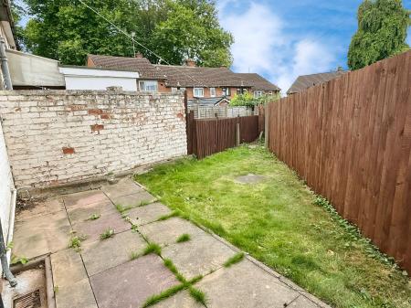 3 bedroom End of terrace house for sale in Flatholme Road, Netherhall, Leicester, LE5