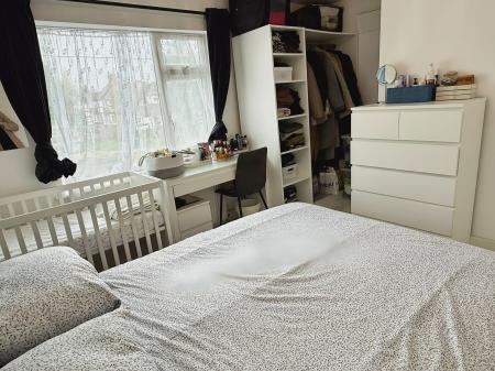 2 bedroom Semi-detached house for sale in Harborough Road, Oadby, LE2