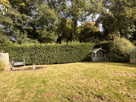 4 bedroom Detached house for sale in Hollies Way, Thurnby, Leicester, LE7