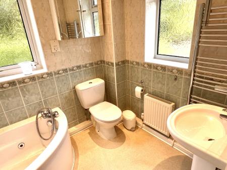 4 bedroom Detached house for sale in Hollies Way, Thurnby, Leicester, LE7