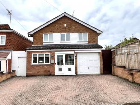 3 bedroom Detached house for sale in Horsewell Lane, Wigston, LE18