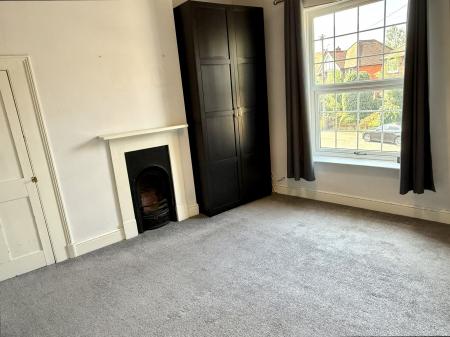2 bedroom Semi-detached house for sale in Humberstone Drive, Humberstone, LE5