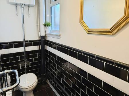 2 bedroom Semi-detached house for sale in Humberstone Drive, Humberstone, LE5