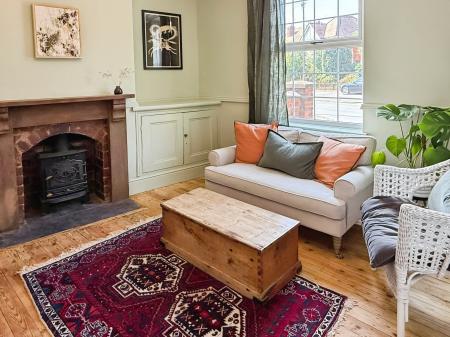 2 bedroom Semi-detached house for sale in Humberstone Drive, Humberstone, LE5