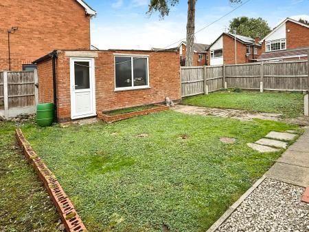 3 bedroom Semi-detached house for sale in Kent Drive, Oadby, LE2