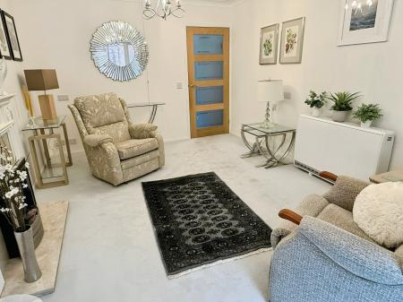 2 bedroom Bungalow for sale in London Road, Stoneygate, Leicester, LE2