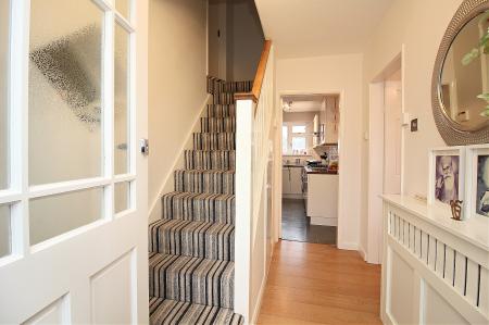 4 bedroom Semi-detached house for sale in Lydford Road, Humberstone, Leicester, LE4