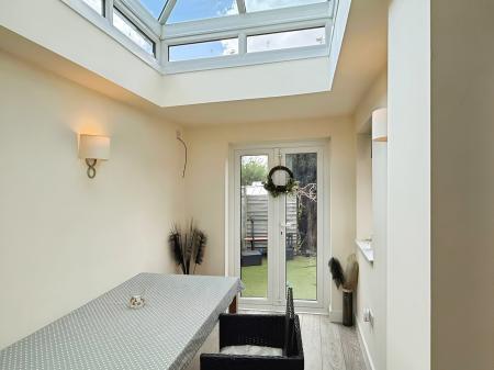 4 bedroom End of terrace house for sale in Lymington Road, Leicester, Leicester, LE5