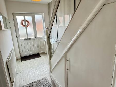 4 bedroom End of terrace house for sale in Lymington Road, Leicester, Leicester, LE5