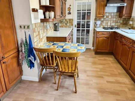 4 bedroom Detached house for sale in Rectory Gardens, Evington, Leicester, LE2