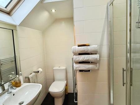 2 bedroom Semi-detached house for sale in Sangha Close, Glenfield, LE3