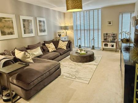 2 bedroom Semi-detached house for sale in Sangha Close, Glenfield, LE3
