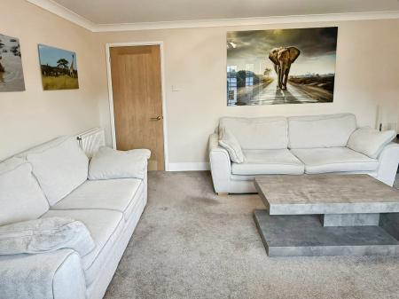 4 bedroom Detached house for sale in Smore Slade Hills, Oadby, LE2