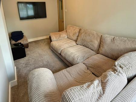 4 bedroom Detached house for sale in Smore Slade Hills, Oadby, LE2