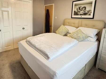 4 bedroom Detached house for sale in Smore Slade Hills, Oadby, LE2