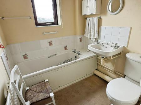 1 bedroom Flat for sale in St Pauls Close, Oadby, LE2
