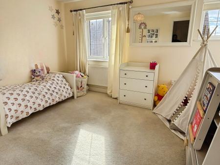 4 bedroom Detached house for sale in Windsor Way, Broughton Astley, LE9