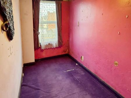 3 bedroom Terraced House for sale in Clarendon Park Road, Leicester, Leicester, LE2