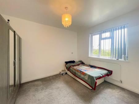 5 bedroom Semi-detached house for sale in Scraptoft Lane, Leicester, Leicester, LE5