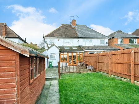 3 bedroom Semi-detached house for sale in Uplands Road, Oadby, LE2