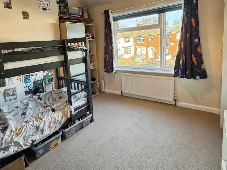 3 bedroom Semi-detached house for sale in Evesham Road, Rowley Fields, LE3