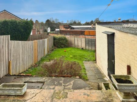 3 bedroom Town house for sale in Harborough Road, Oadby, LE2