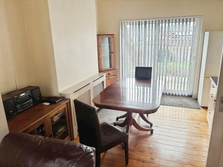 3 bedroom Town house for sale in Harborough Road, Oadby, LE2