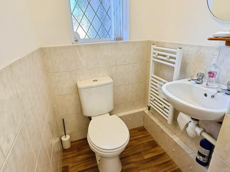 2 bedroom Detached bungalow for sale in Oakside Crescent, Evington, LE5