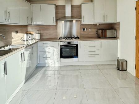 2 bedroom Detached bungalow for sale in Oakside Crescent, Evington, LE5