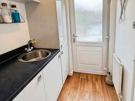 4 bedroom Detached house for sale in Devonia Road, Oadby, LE2