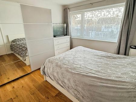 3 bedroom Detached house for sale in Vandyke Road, Oadby, LE2