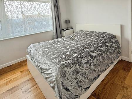 3 bedroom Detached house for sale in Vandyke Road, Oadby, LE2