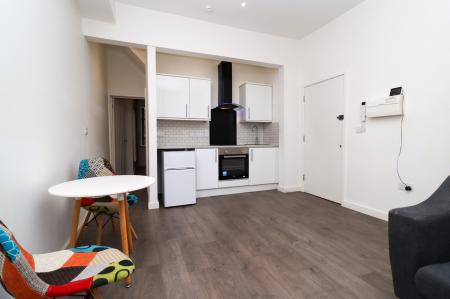 1 bedroom Flat to let in Aylestone Road, Leicester, LE2