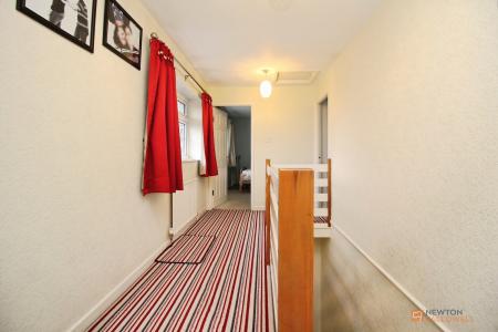 3 bedroom Detached house for sale in The Yews, Oadby, LE2