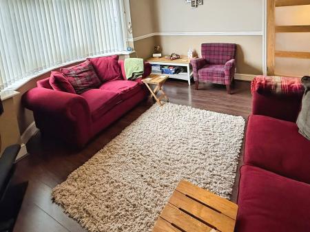 4 bedroom Detached house for sale in Peters Drive, Leicester, LE5