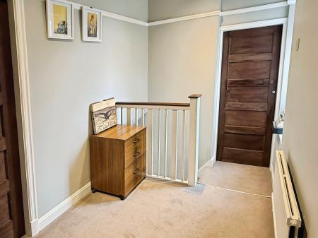 4 bedroom Detached house for sale in Peters Drive, Leicester, LE5