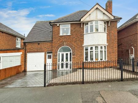 Peters Drive, Leicester, LE5