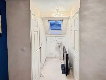 3 bedroom Terraced House for sale in Brompton Road, Hamilton, LE5