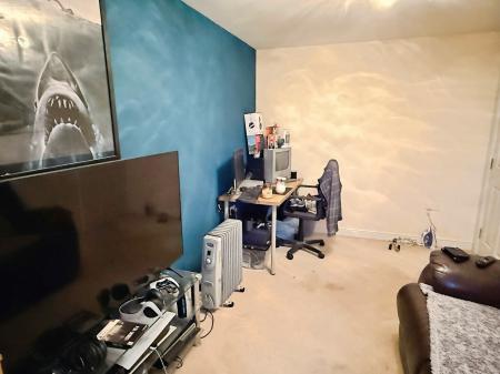 3 bedroom Terraced House for sale in Brompton Road, Hamilton, LE5