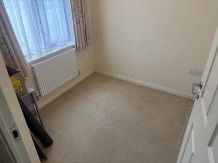 2 bedroom Terraced bungalow for sale in Honeywell Close, Oadby, LE2